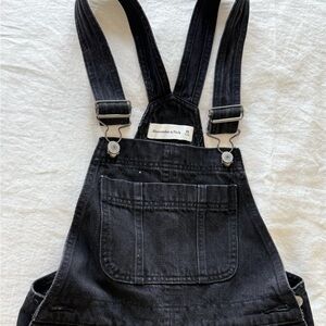 Abercrombie Straight Leg Overalls (short)